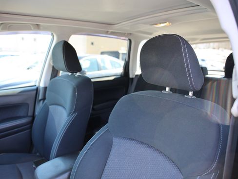 Used 2017 Subaru Forester 2.5i Premium w/ All-Weather Package image 19