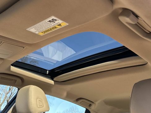 Certified 2025 Acura TLX w/ Technology Package image 19