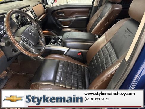 Used 2017 Nissan Titan Platinum Reserve image 40