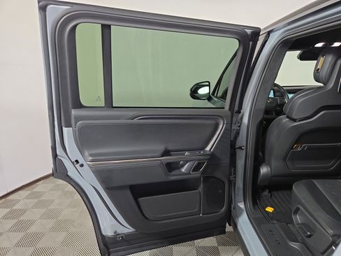 Used 2024 Rivian R1S Adventure AWD/4WD image 17
