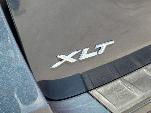 Used 2023 Ford Explorer XLT w/ Equipment Group 202A RWD image 32