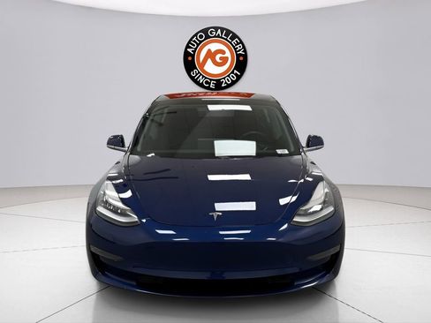 Used 2018 Tesla Model 3 Long Range AWD/4WD image 2