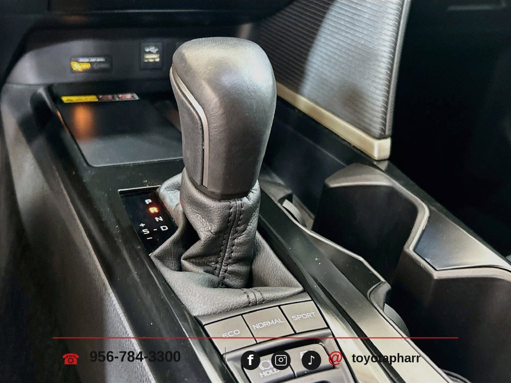 Used 2026 Toyota Camry SE w/ Convenience Package FWD image 15