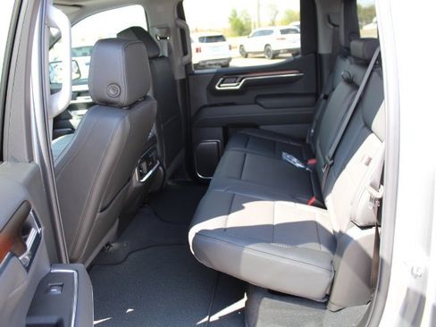 New 2026 GMC Sierra 1500 Denali w/ Denali Reserve Package image 13