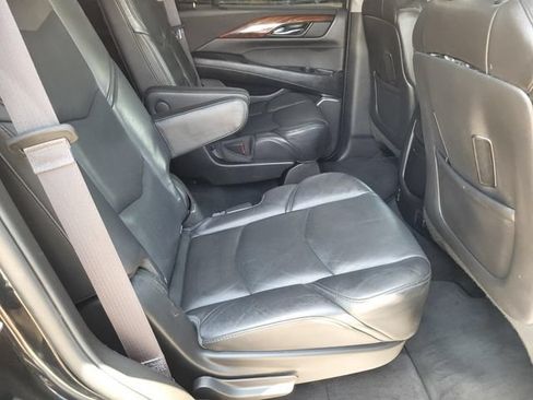 Used 2015 Cadillac Escalade Premium AWD/4WD image 16