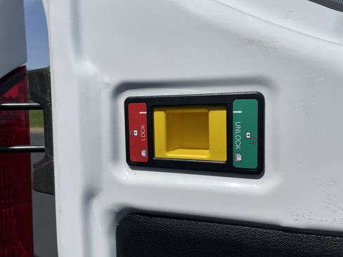Used 2024 Ford Transit 250 Low Roof w/ Exterior Upgrade Package RWD image 26