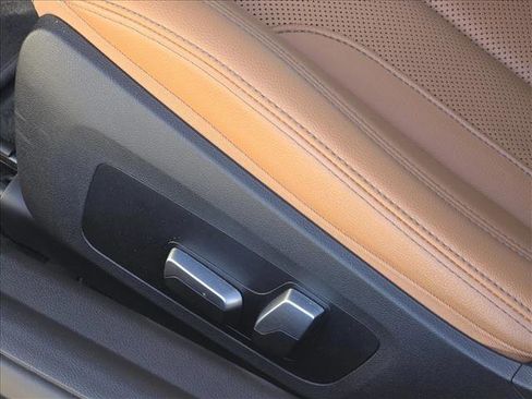 Used 2023 BMW 230i Coupe w/ Convenience Package image 14