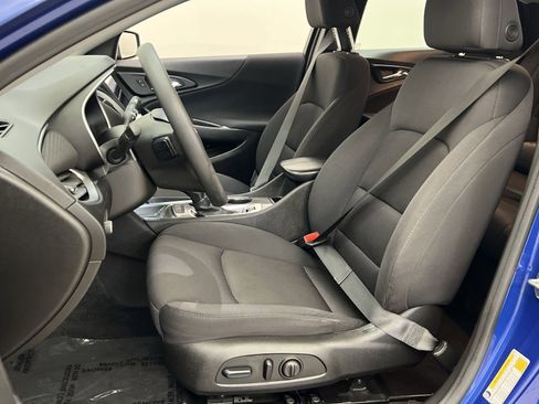 Used 2023 Chevrolet Malibu LT image 11