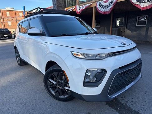 Used 2021 Kia Soul S image 3