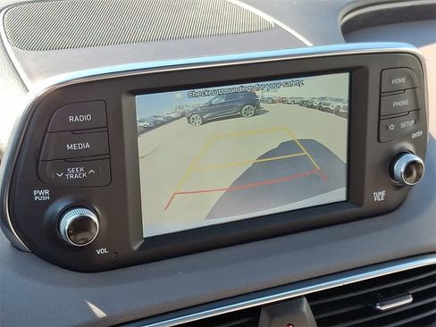 Used 2019 Hyundai Santa Fe Limited image 14