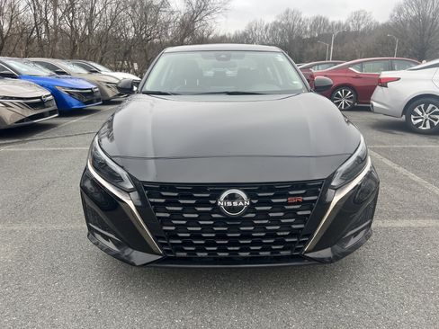 Certified 2024 Nissan Altima 2.5 SR image 8