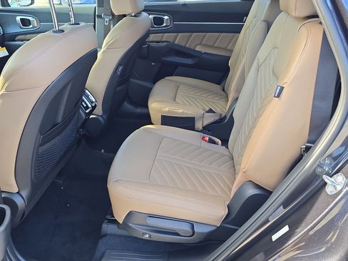 New 2026 Kia Sorento SX Prestige w/ Olive Brown Leather Package image 19