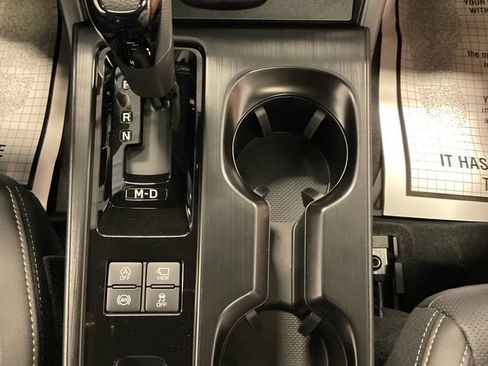 New 2026 Subaru Outback Limited XT AWD/4WD image 25