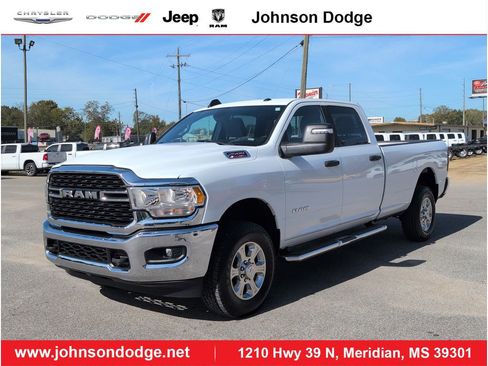 Used 2024 RAM 2500 Big Horn image 1