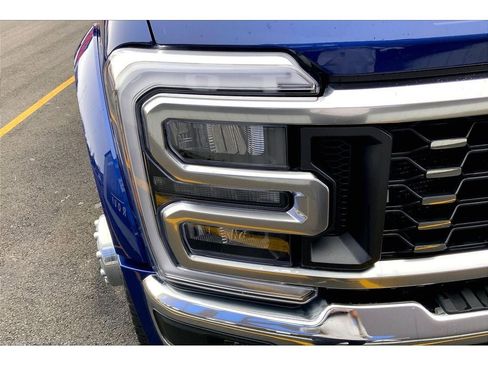 Used 2026 Ford F450 Lariat AWD/4WD image 29