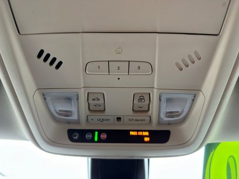 Used 2019 Cadillac XT5 Premium Luxury image 25