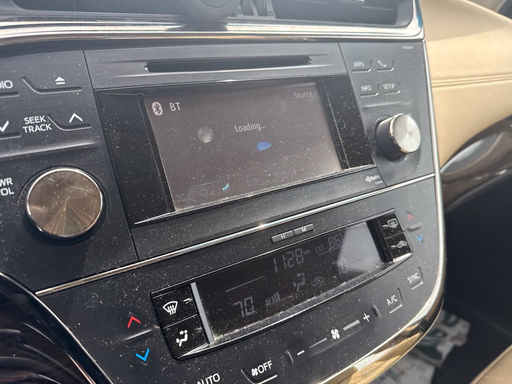 Used 2014 Toyota Avalon XLE Touring FWD image 4