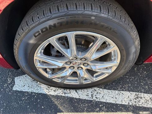 Used 2023 Buick Enclave Essence w/ Experience Buick Package FWD image 13