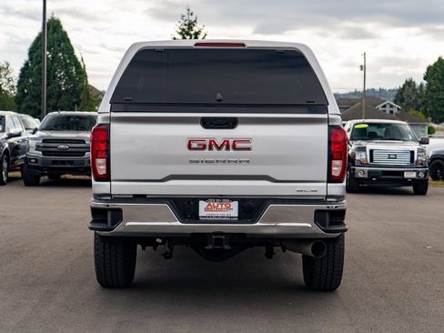 Used 2021 GMC Sierra 3500 SLE w/ X31 Off-Road Package image 11