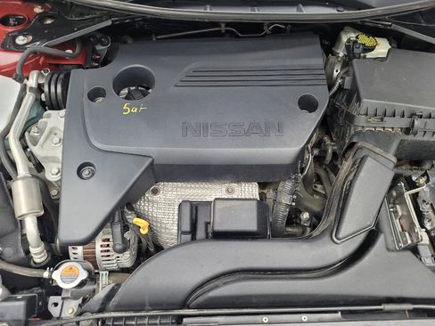 Used 2017 Nissan Altima 2.5 SR w/ Interior Lighting Package FWD image 30