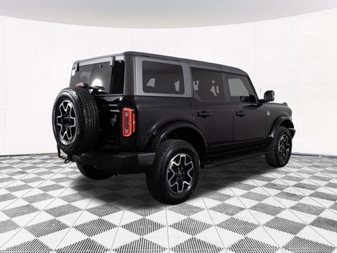 Used 2024 Ford Bronco Outer Banks AWD/4WD image 17