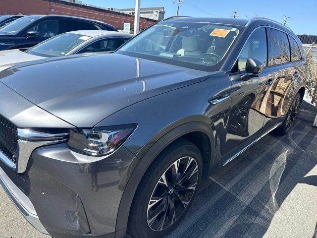 Used 2024 MAZDA CX-90 Plug-In Hybrid w/ Premium Plus AWD/4WD image 2