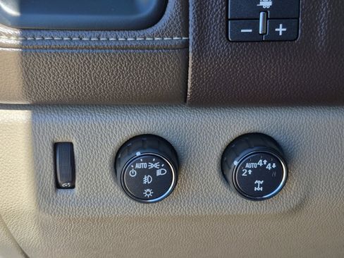 Used 2019 GMC Canyon SLE w/ Driver Alert Package image 34