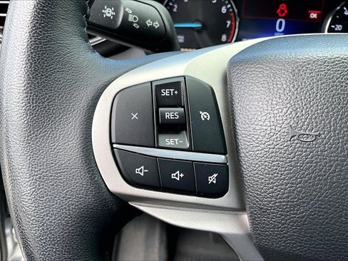 Used 2023 Ford Explorer XLT RWD image 20