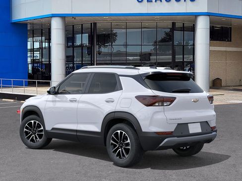 New 2026 Chevrolet TrailBlazer LT image 3