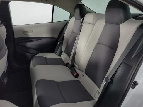 Used 2026 Toyota Corolla LE FWD image 17