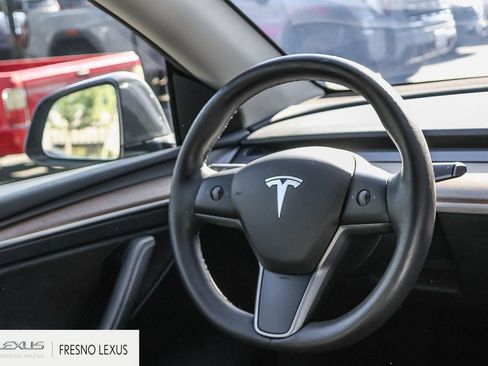 Used 2023 Tesla Model Y Long Range AWD/4WD image 17