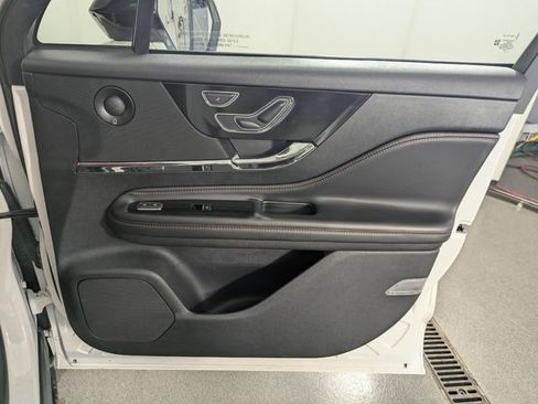 Used 2023 Lincoln Corsair Reserve w/ Equipment Group 202A image 22