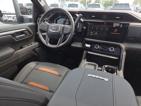 New 2026 GMC Sierra 2500 AT4 w/ Max Trailering Package AWD/4WD image 32