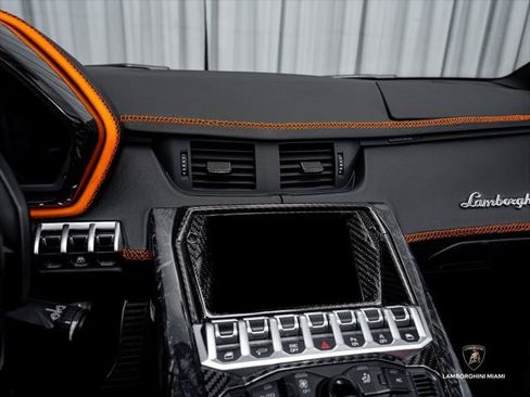 Used 2019 Lamborghini Aventador S AWD/4WD image 48