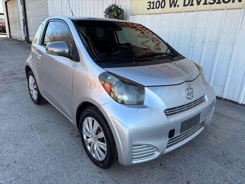 Used 2012 Scion iQ FWD image 3