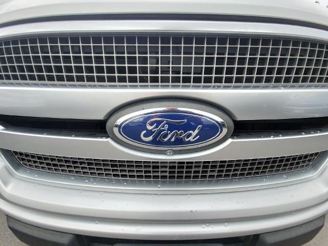 Used 2018 Ford F150 Platinum w/ Equipment Group 701A Luxury AWD/4WD image 32