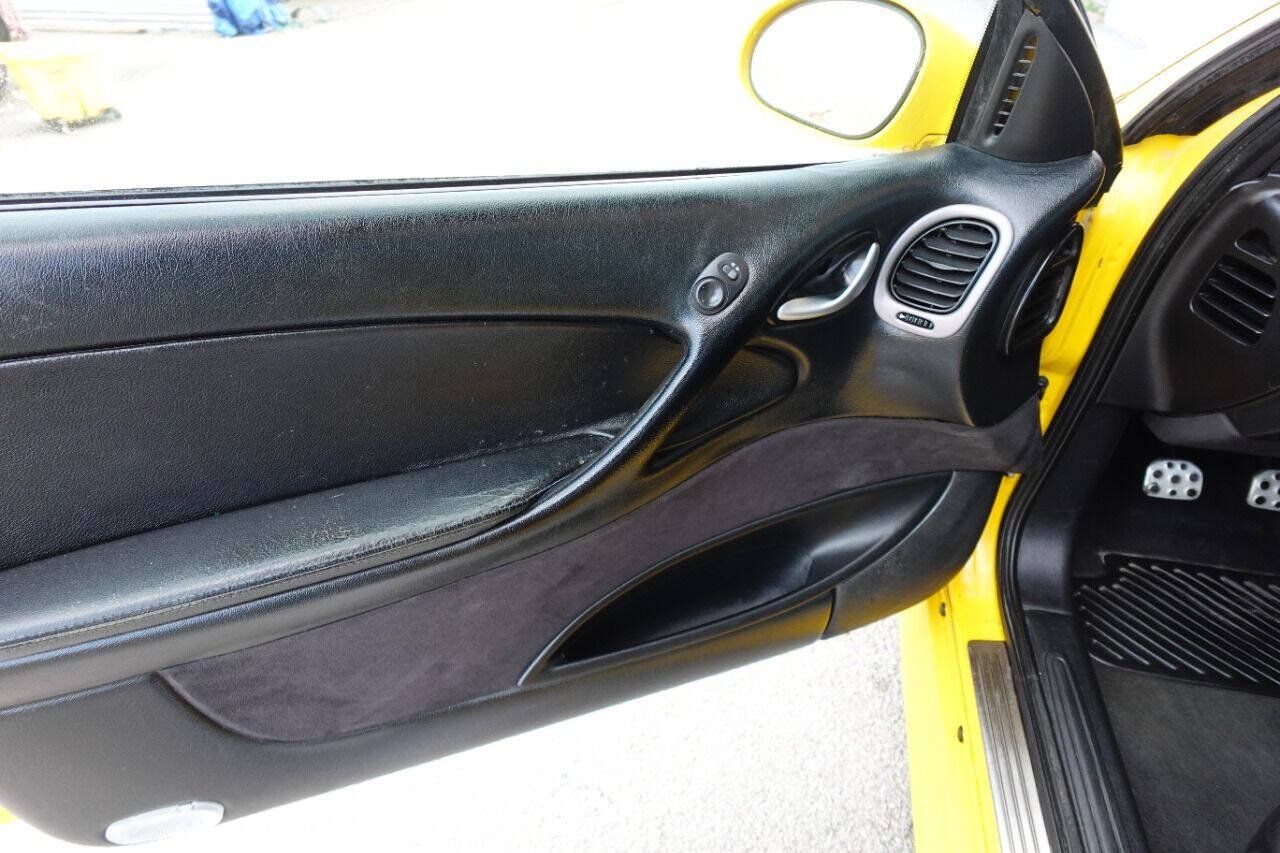 Used 2004 Pontiac GTO RWD image 13