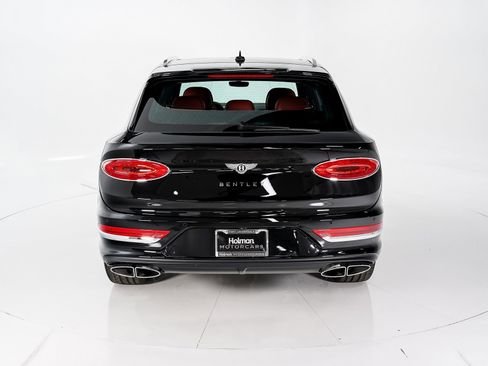 New 2025 Bentley Bentayga image 4