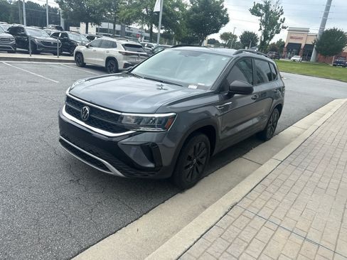 Certified 2023 Volkswagen Taos S FWD image 4