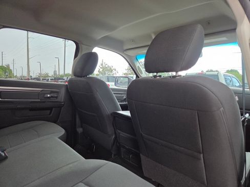 Used 2021 RAM 1500 Classic SLT AWD/4WD image 17