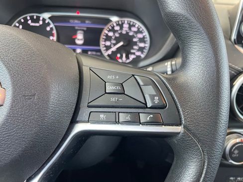 Certified 2023 Nissan Sentra SV FWD image 14