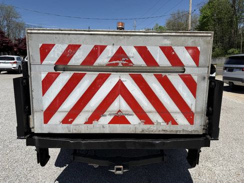 Used 2006 Ford F250 XL image 6