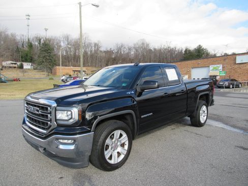 Used 2017 GMC Sierra 1500 SLE w/ SLE Value Package image 8
