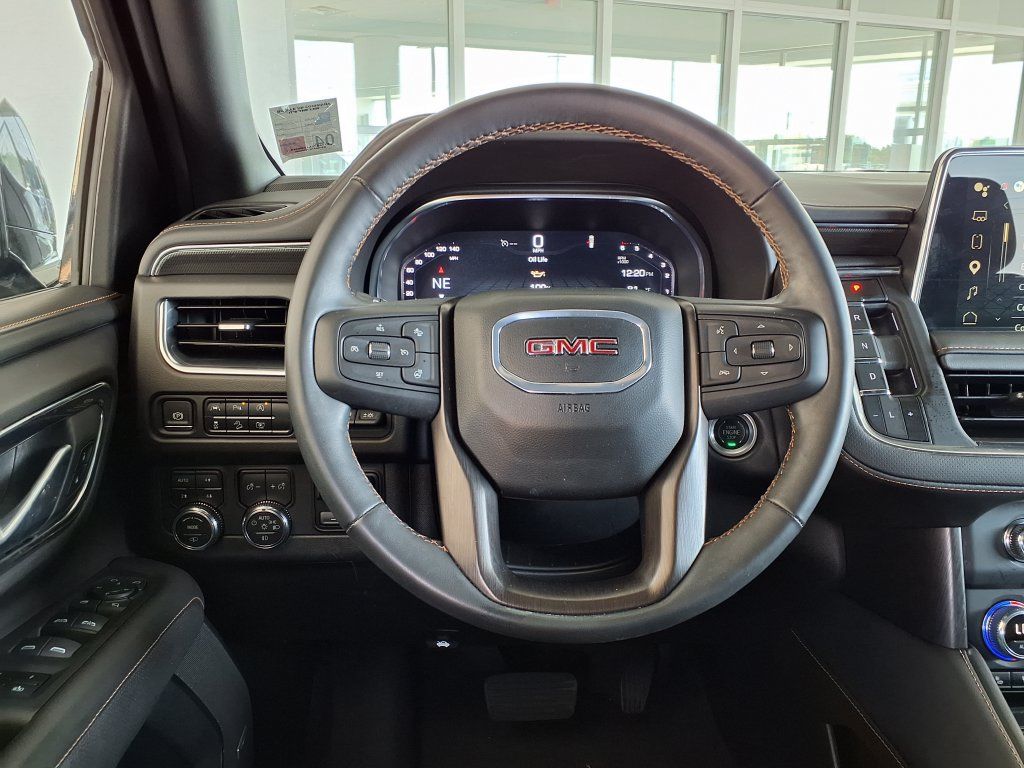 Used 2024 GMC Yukon AT4 w/ AT4 Premium Plus Package AWD/4WD image 18