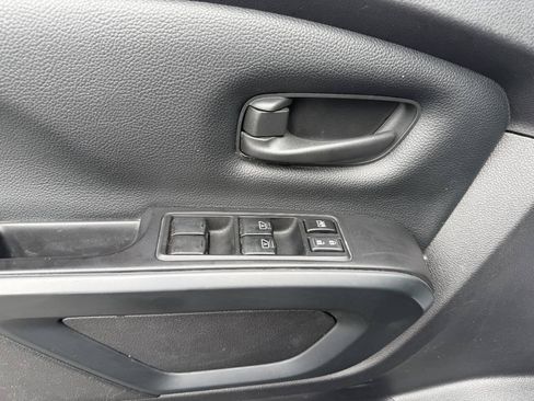 Used 2018 Nissan Titan S w/ S Utility Package AWD/4WD image 17