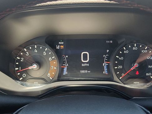 Used 2025 Jeep Compass Trailhawk AWD/4WD image 18