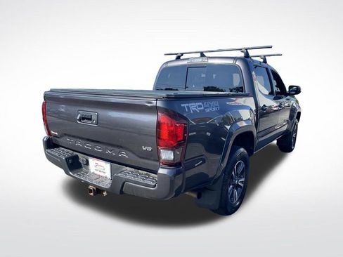 Used 2019 Toyota Tacoma TRD Sport AWD/4WD image 14