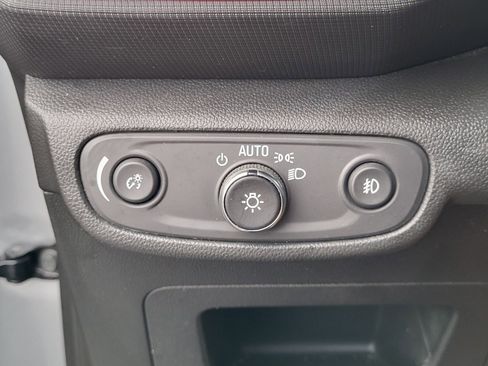 Used 2023 Chevrolet TrailBlazer RS w/ Convenience Package FWD image 22