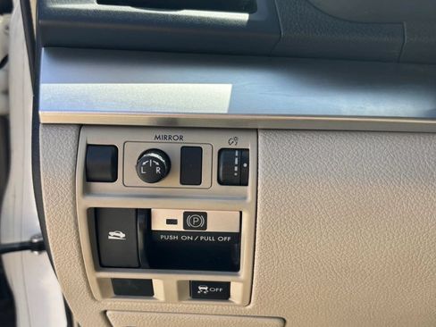 Used 2013 Subaru Outback 2.5i Premium AWD/4WD image 13
