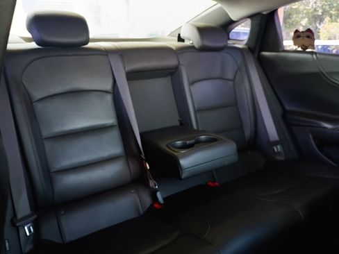 Used 2019 Chevrolet Malibu Premier w/ Sun and Wheel Package image 11